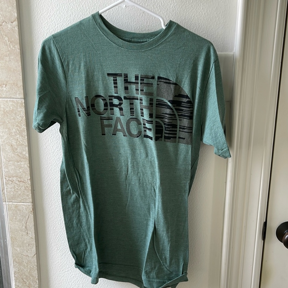 The North Face T-shirt size M